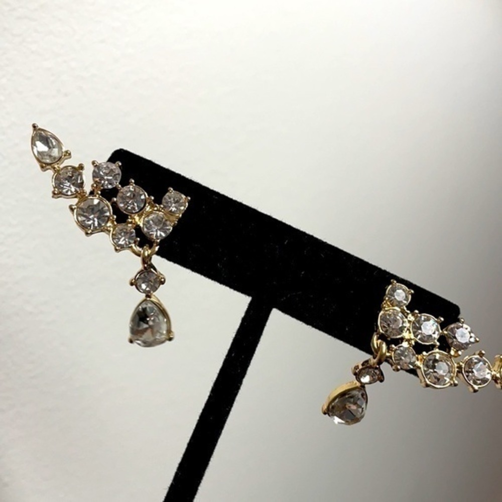Massini Tear Drop Gold plated Cluster Round Diamond look Post earring NWT